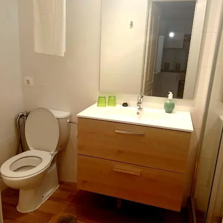 Apartment Modern Style With Quiet Surroundings *